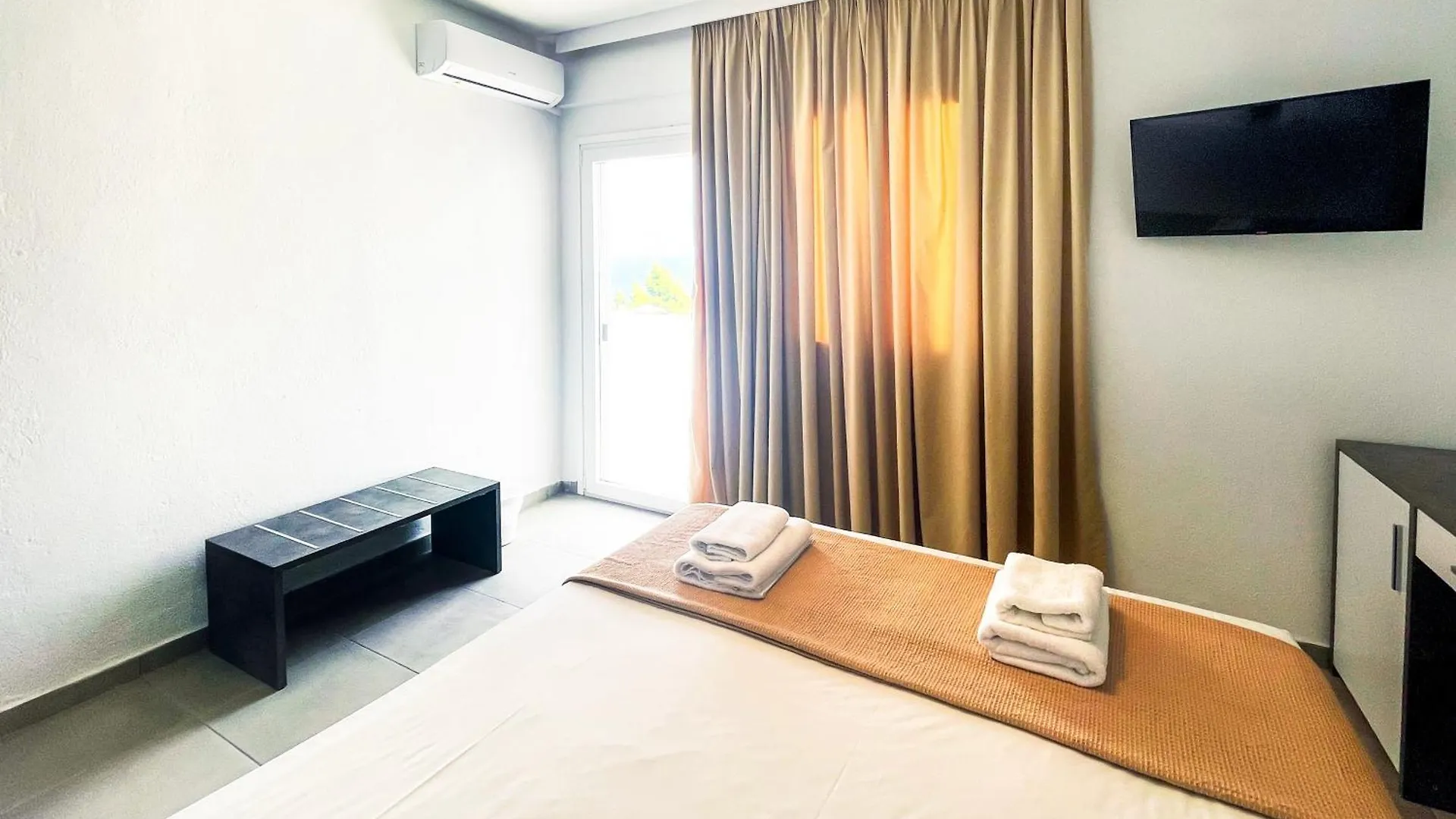 Theo Bungalows Boutique Hotel Kriopigi