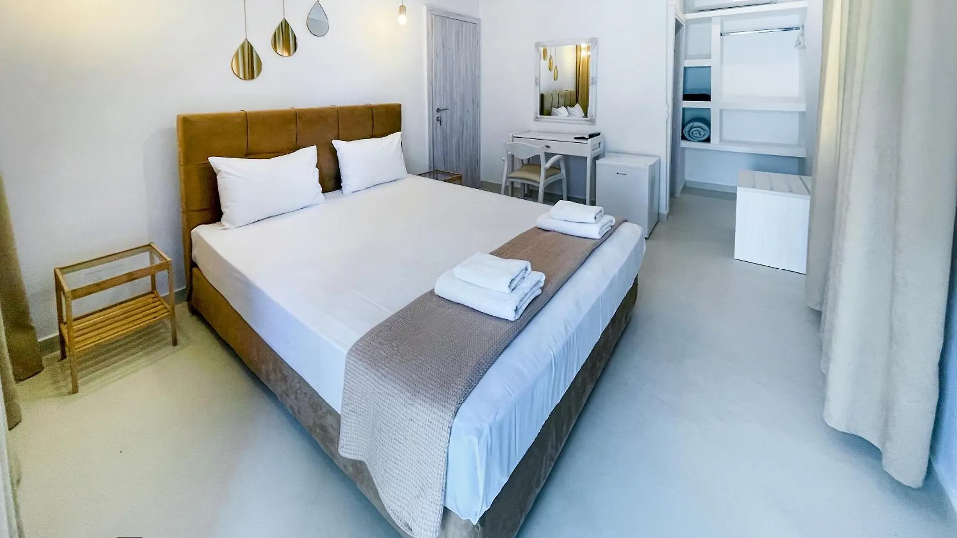 Theo Bungalows Boutique Hotel Kriopigi