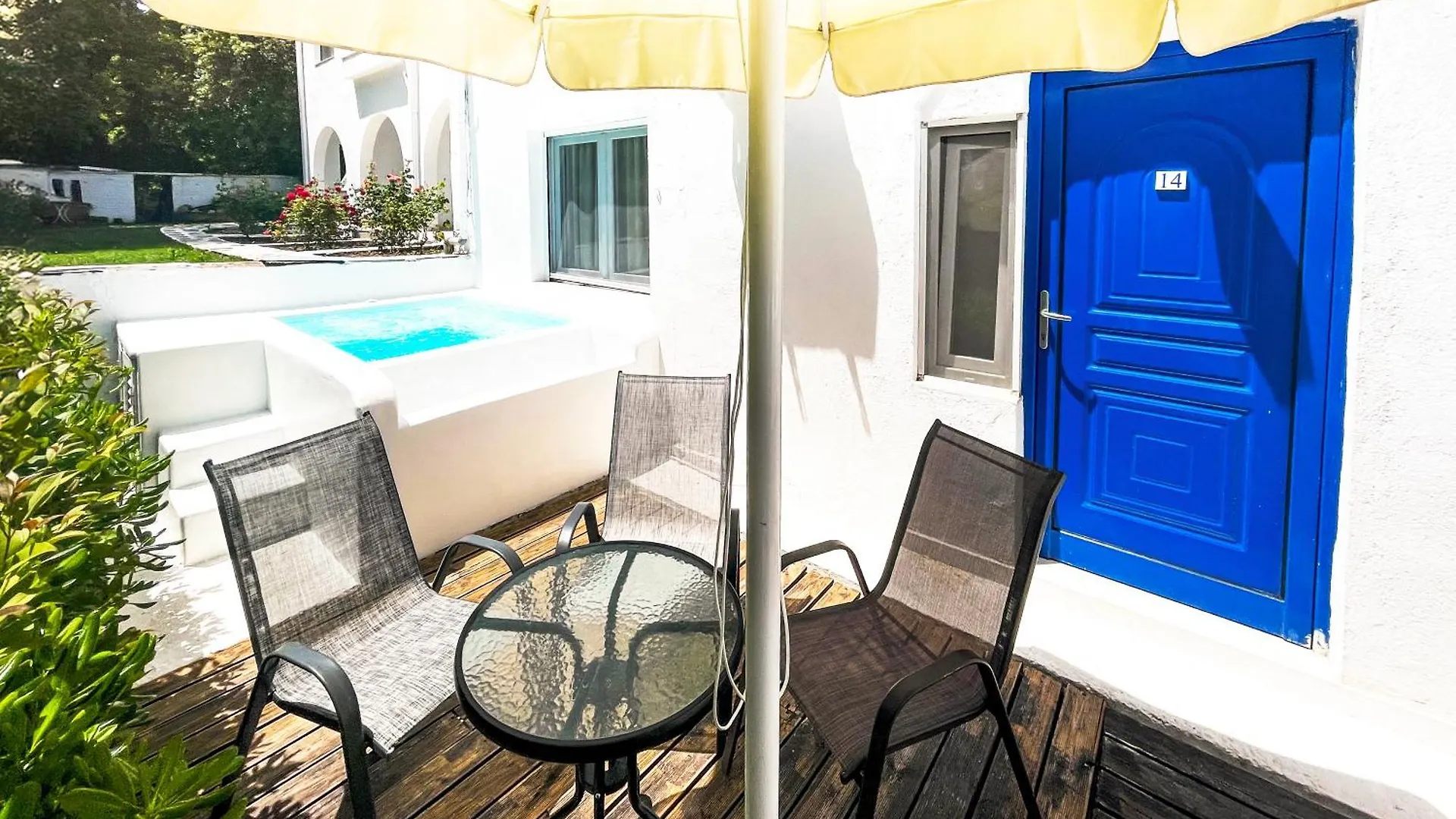 Theo Bungalows Boutique Hotel Kriopigi Yunanistan